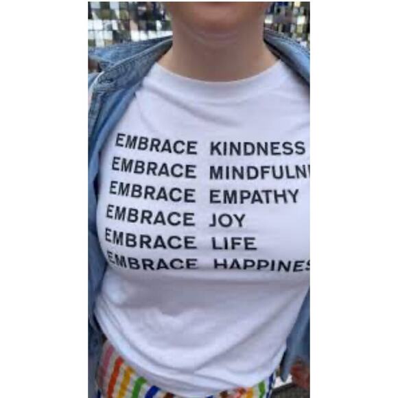 Modern Lux Embrace Kindness Mindfulness Empathy Joy White Graphic Tee Size XL - Picture 1 of 8